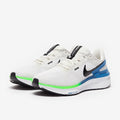 Nike Structure 25