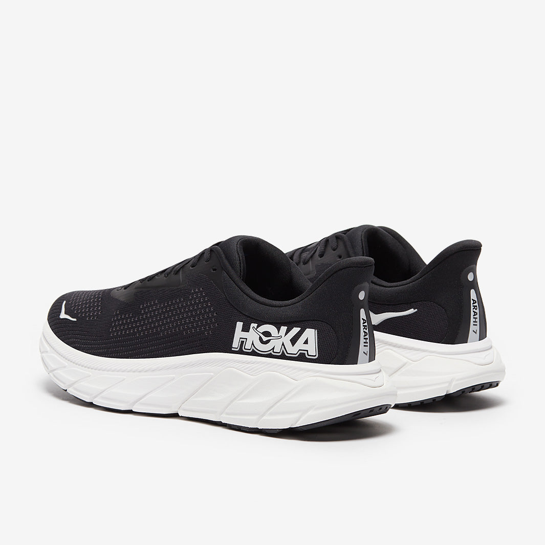 Hoka Arahi 7