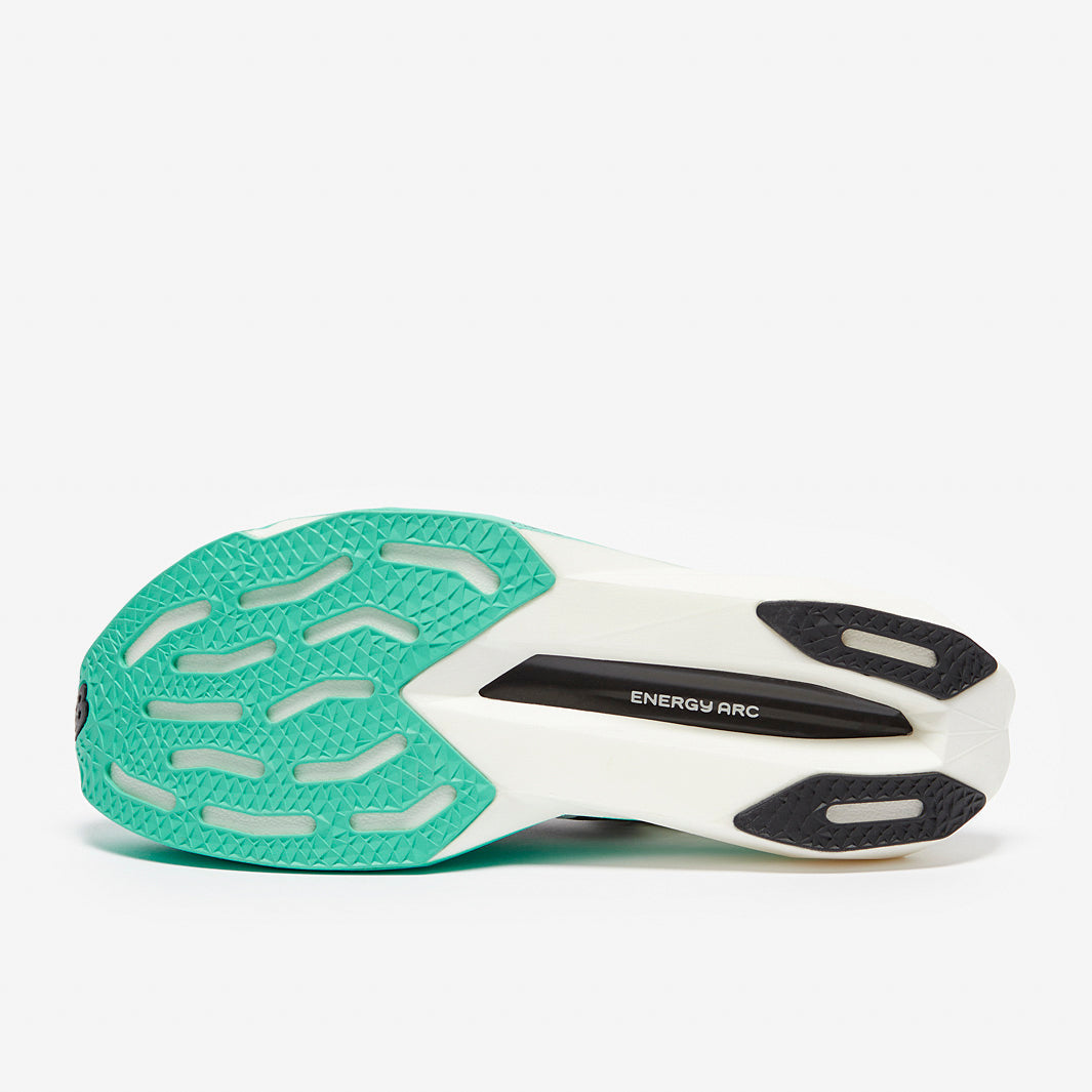 New Balance FuelCell SuperComp Pacer v2