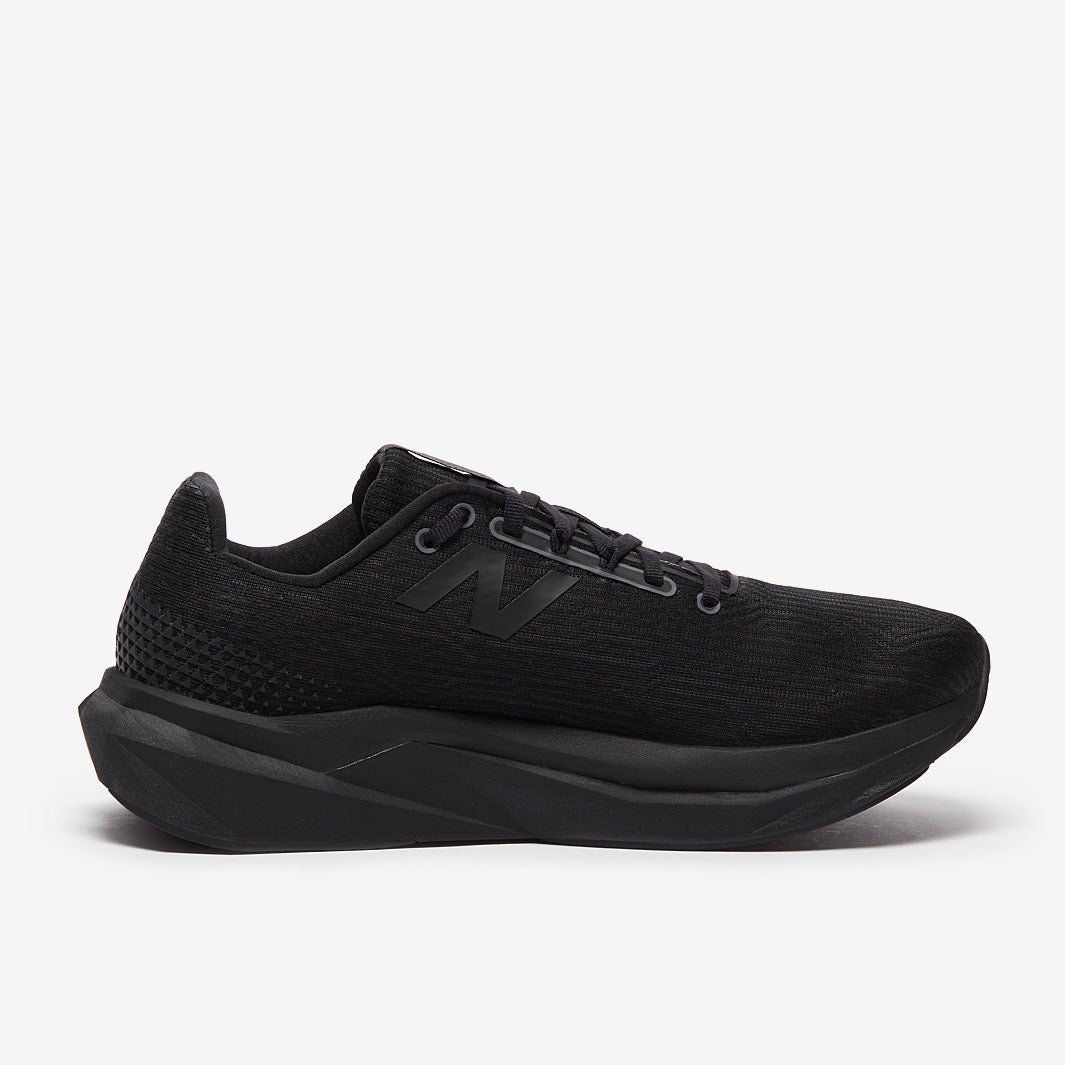 New Balance FuelCell Propel v5