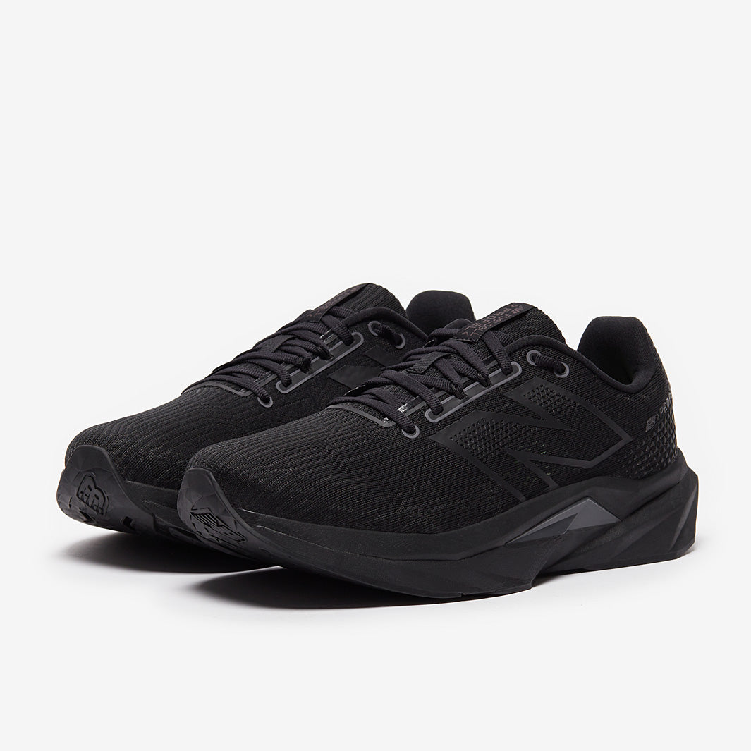 New Balance FuelCell Propel v5