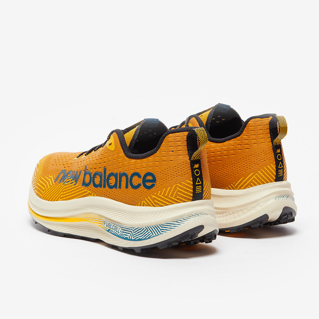 New Balance FuelCell SuperComp Trail