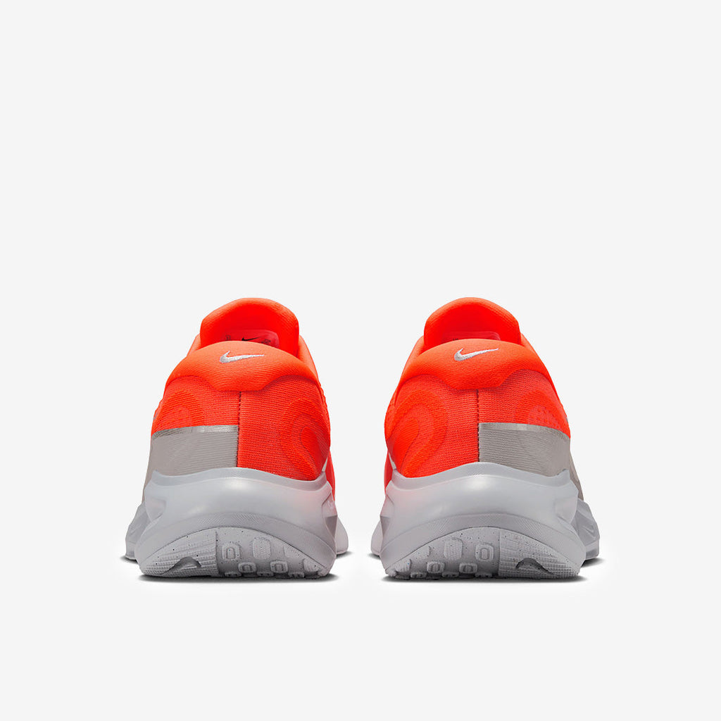 Nike Journey Run Premium - Hyper Crimson/Metallic Silver