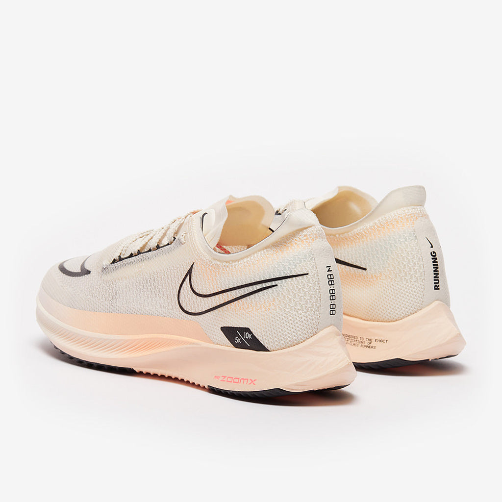 Nike Streakfly - Pale Ivory/Black