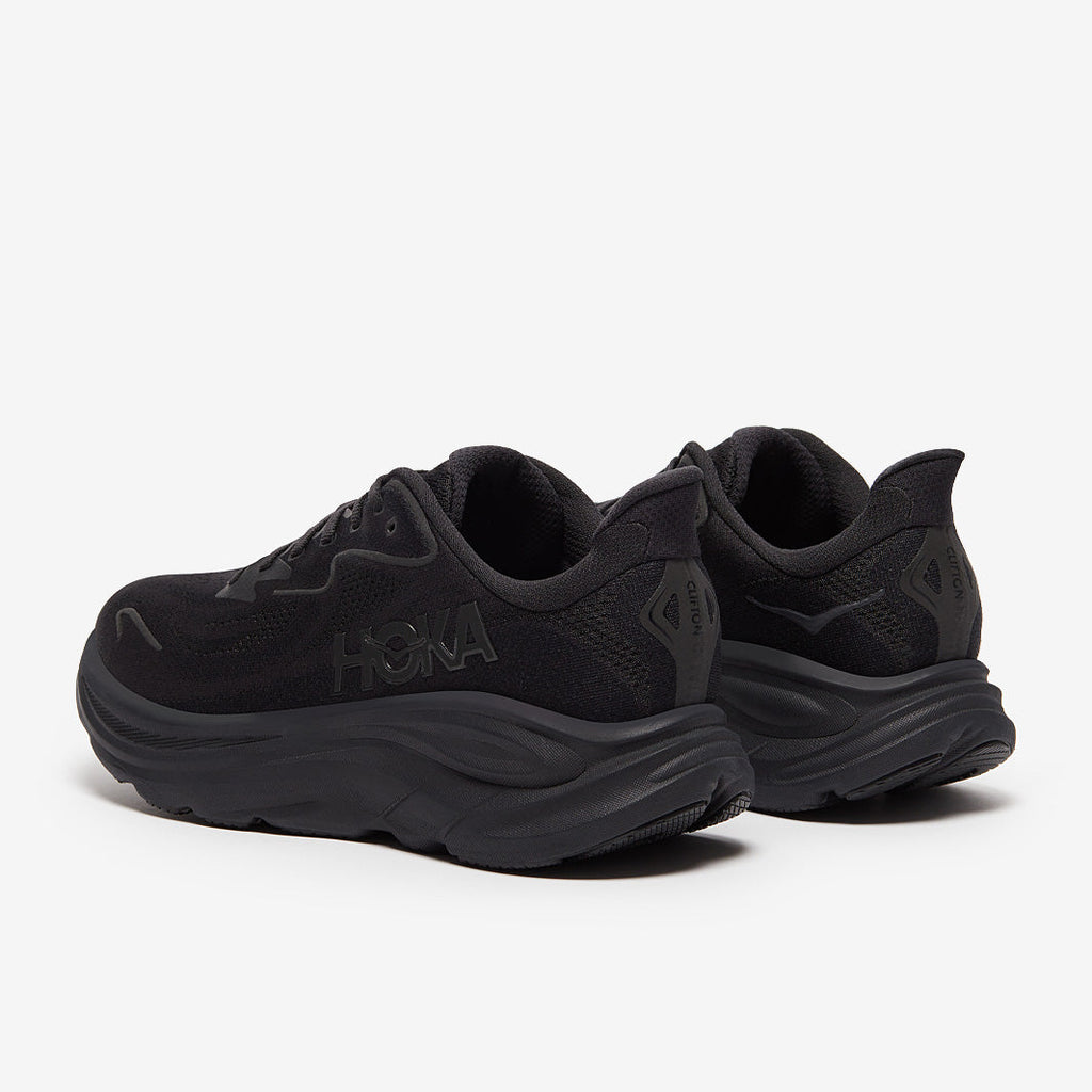 Hoka Clifton 10