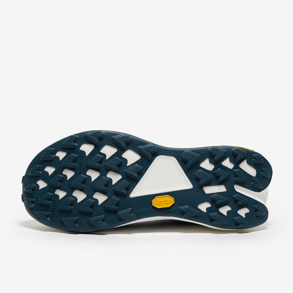 Hoka Tecton X 3