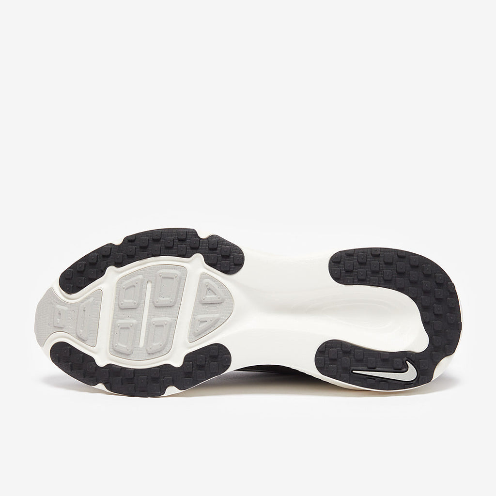 Nike Vomero 18