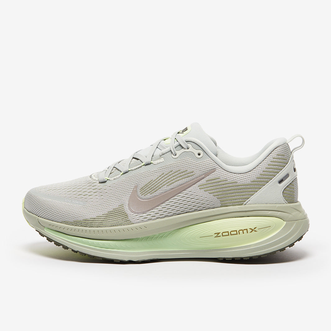 Nike Vomero 18