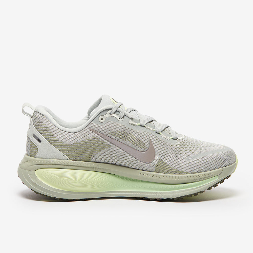 Nike Vomero 18