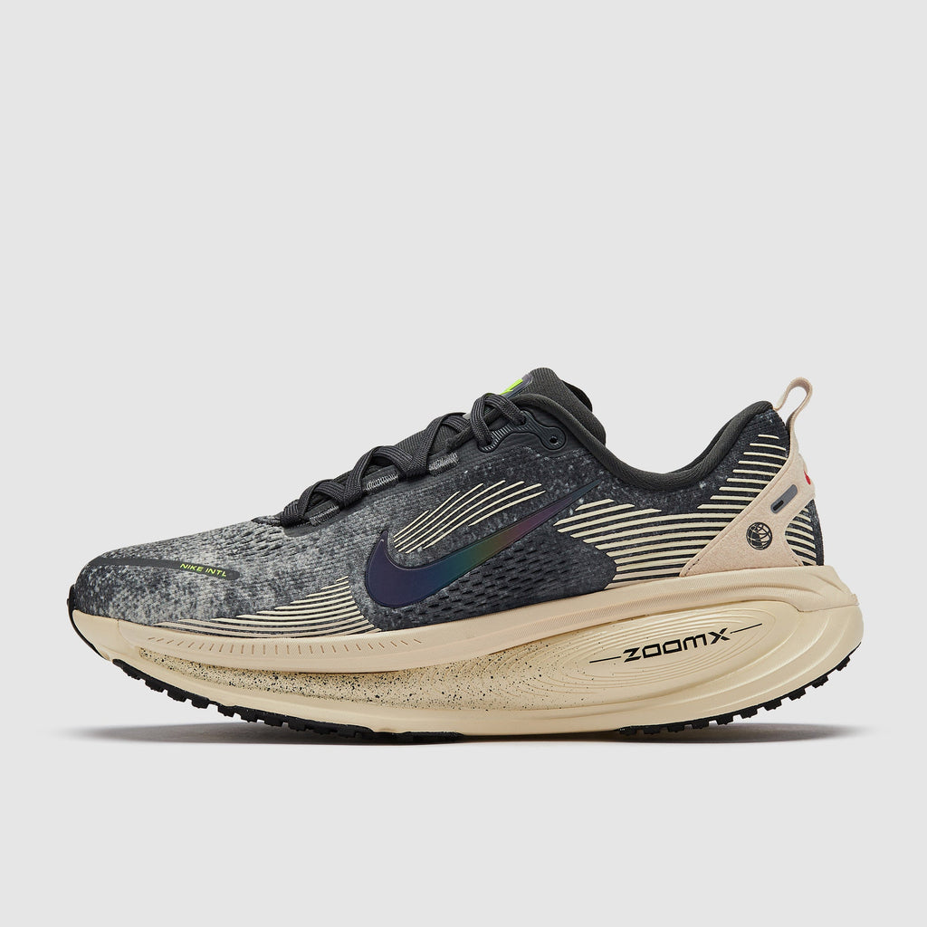 Nike Vomero 18