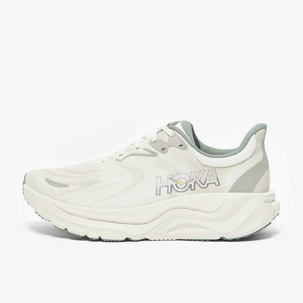 Hoka Arahi 8