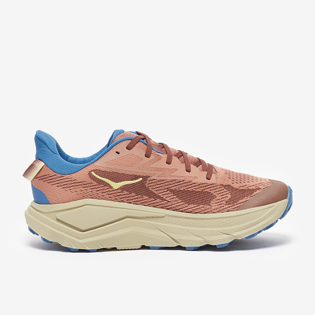 Hoka Challenger 8