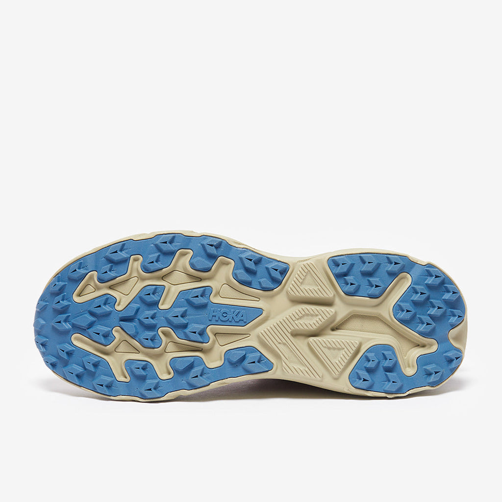 Hoka Challenger 8