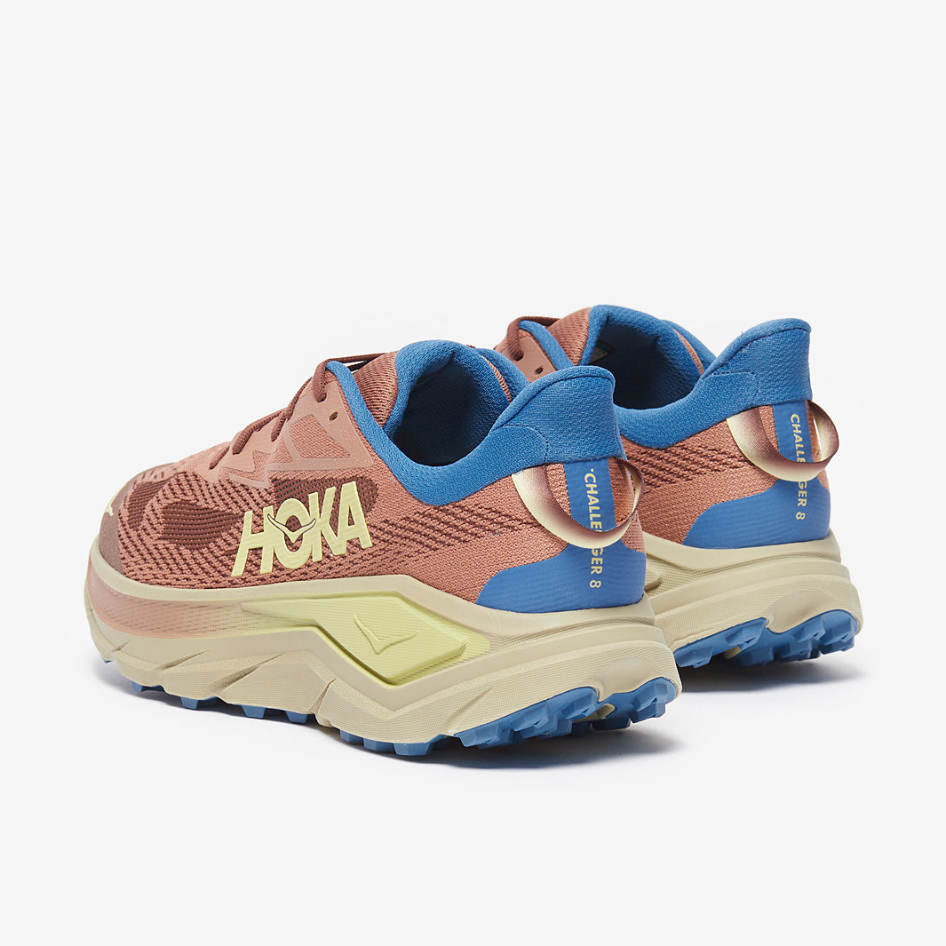 Hoka Challenger 8