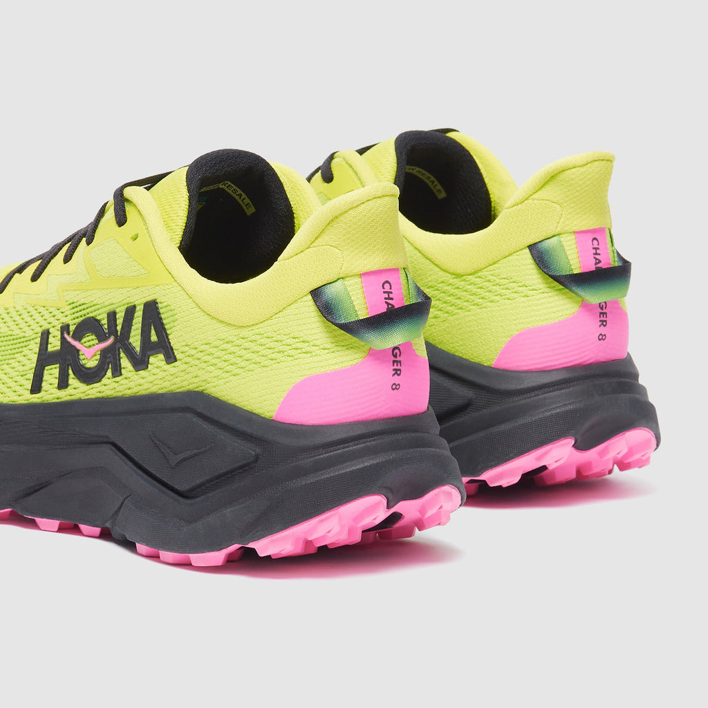 Hoka Challenger 8