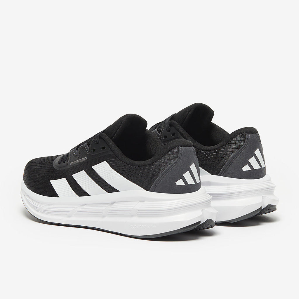 adidas Questar 3