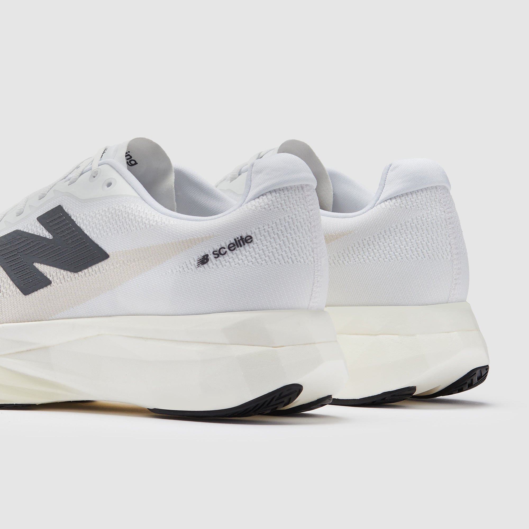 New Balance FuelCell Supercomp Elite v5