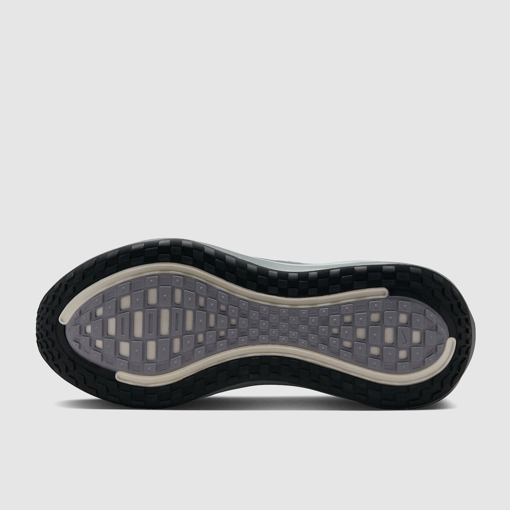 Nike Vomero Plus