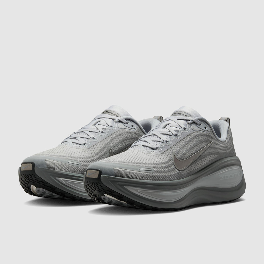 Nike Vomero Plus