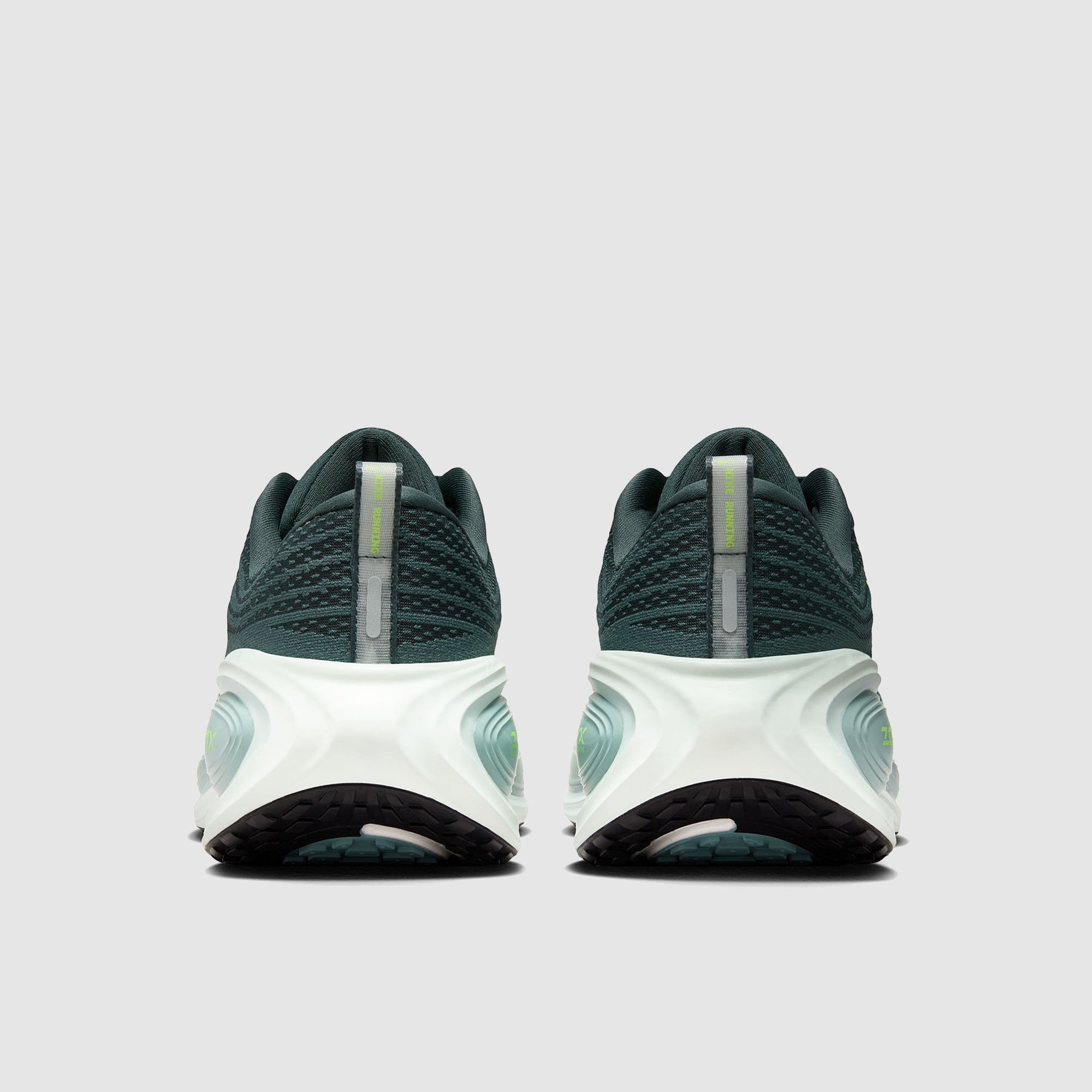 Nike Vomero Plus