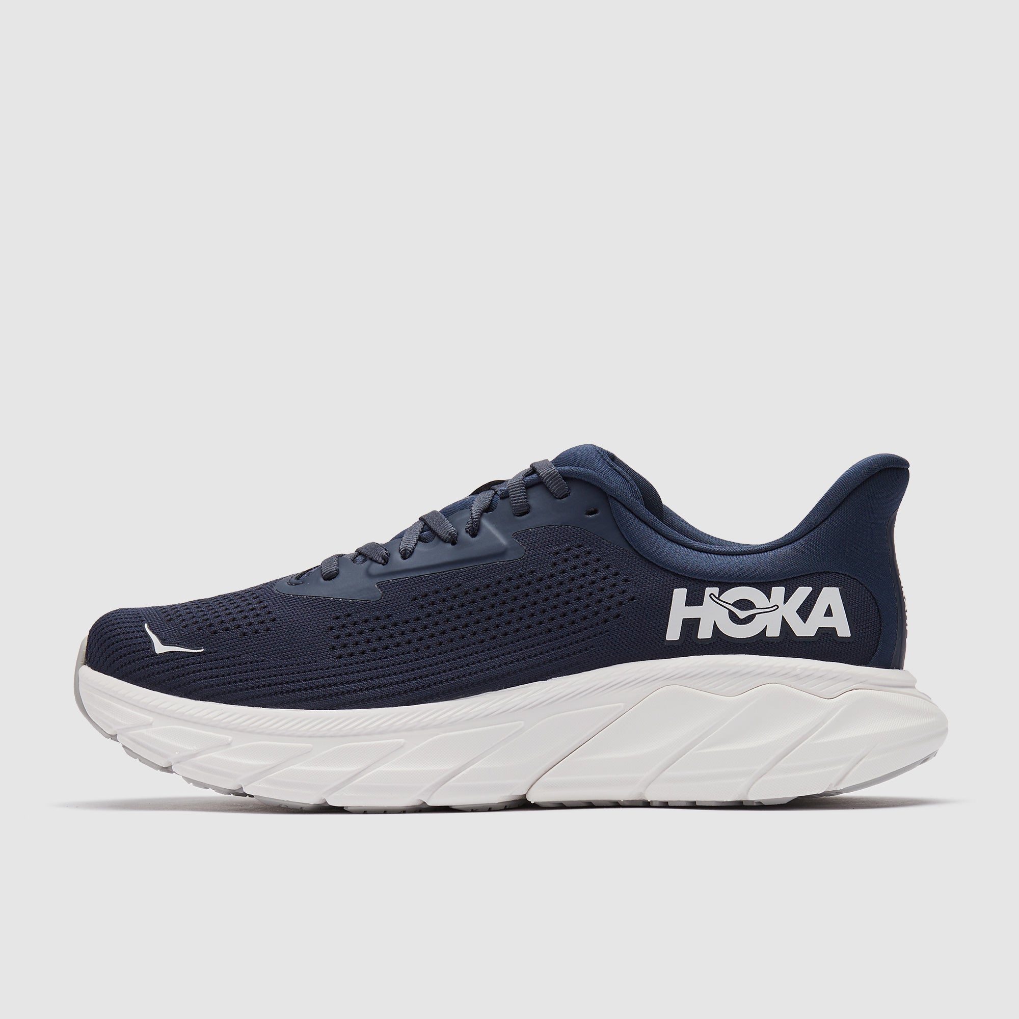 Hoka Arahi 7