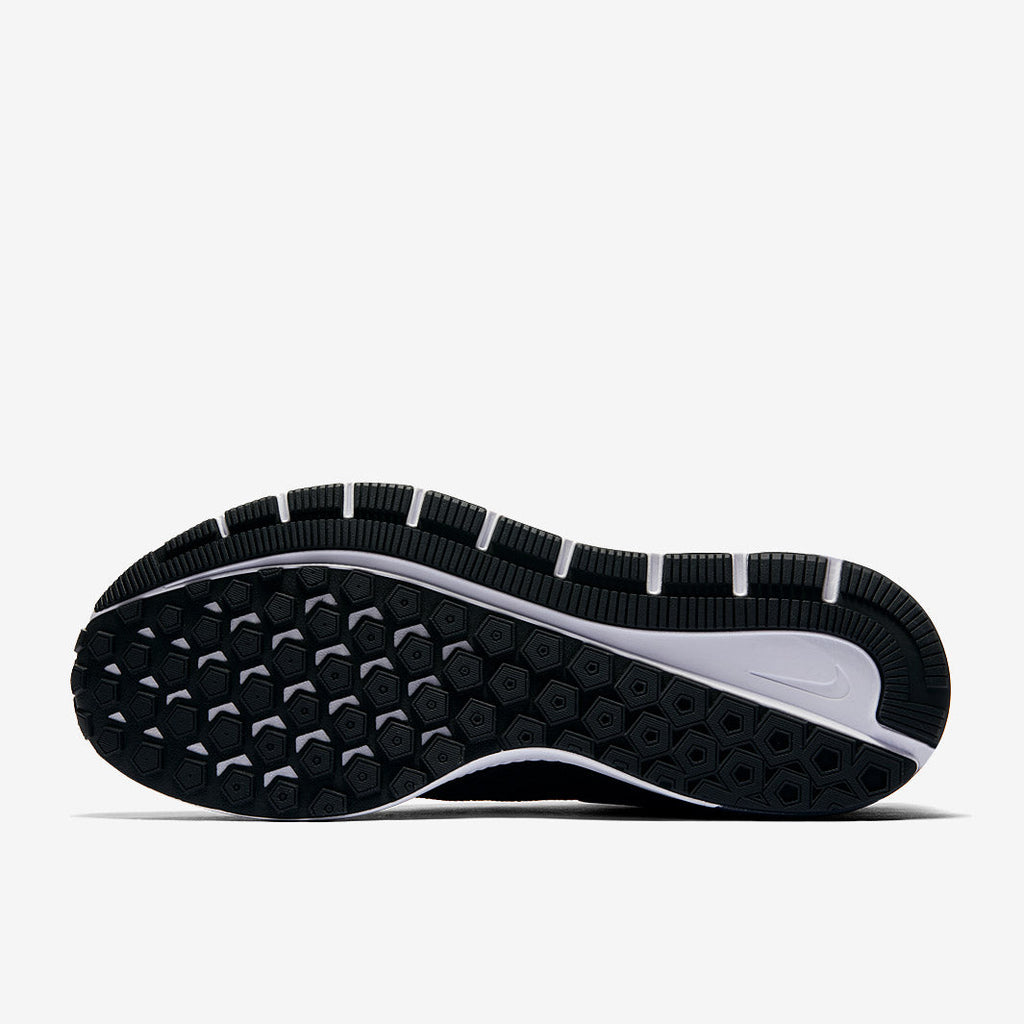 Nike Structure 22