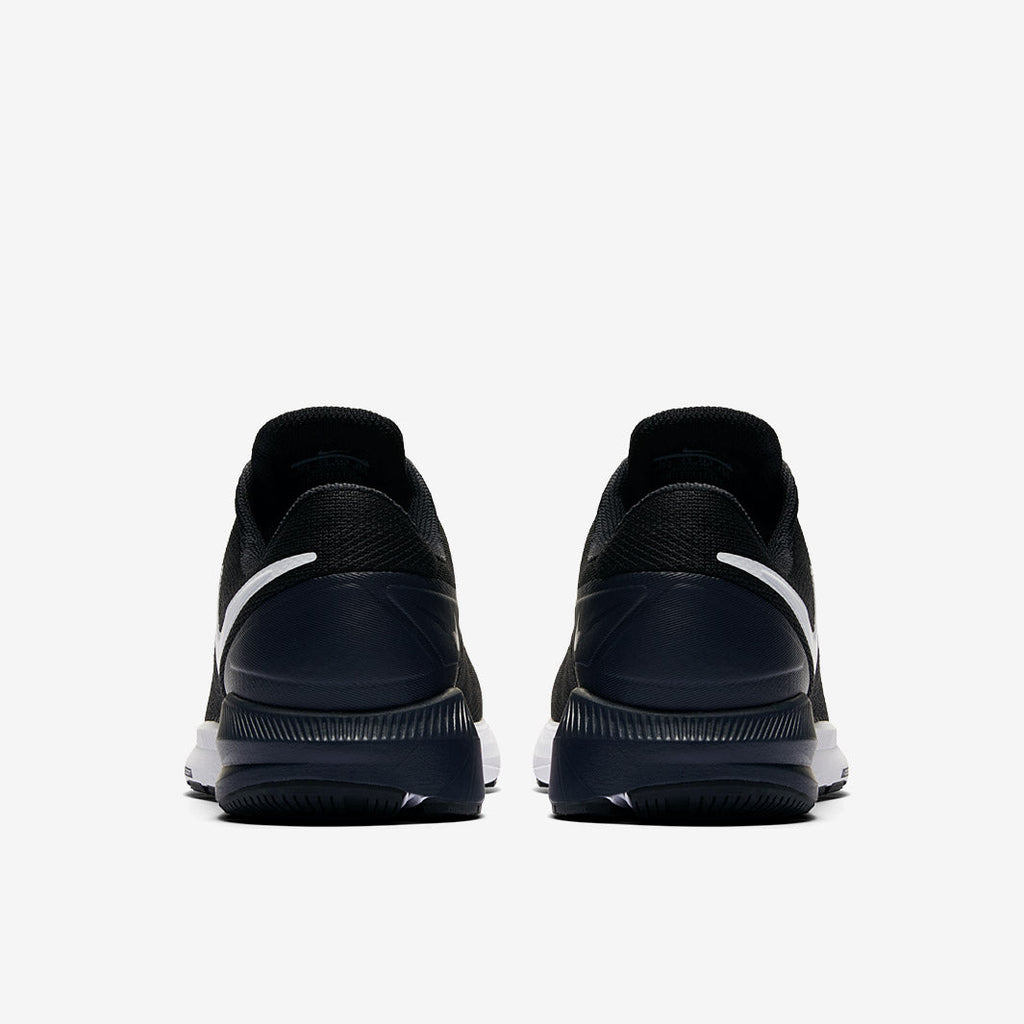 Nike Structure 22