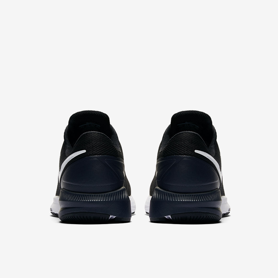Nike Structure 22
