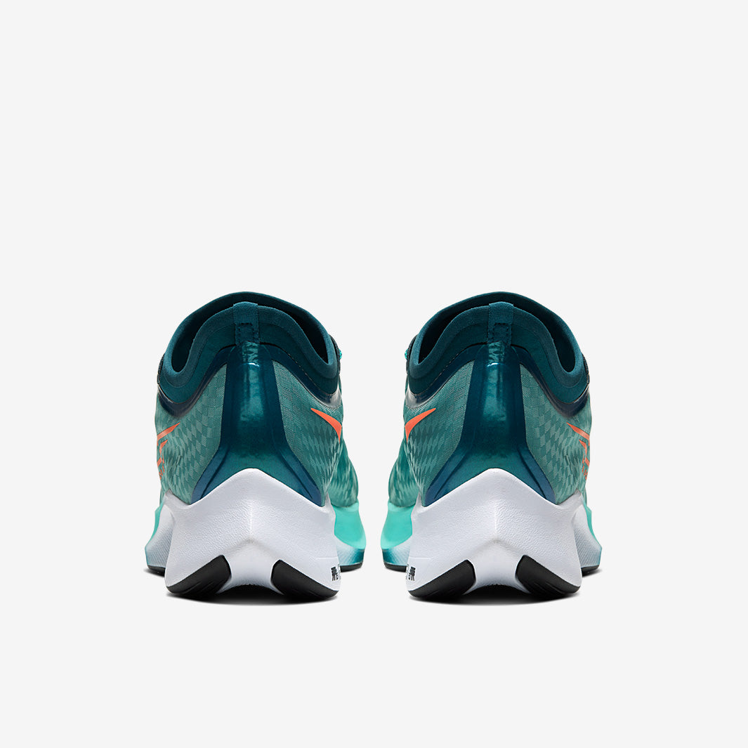 Nike Zoom Fly 3