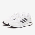 adidas Supernova