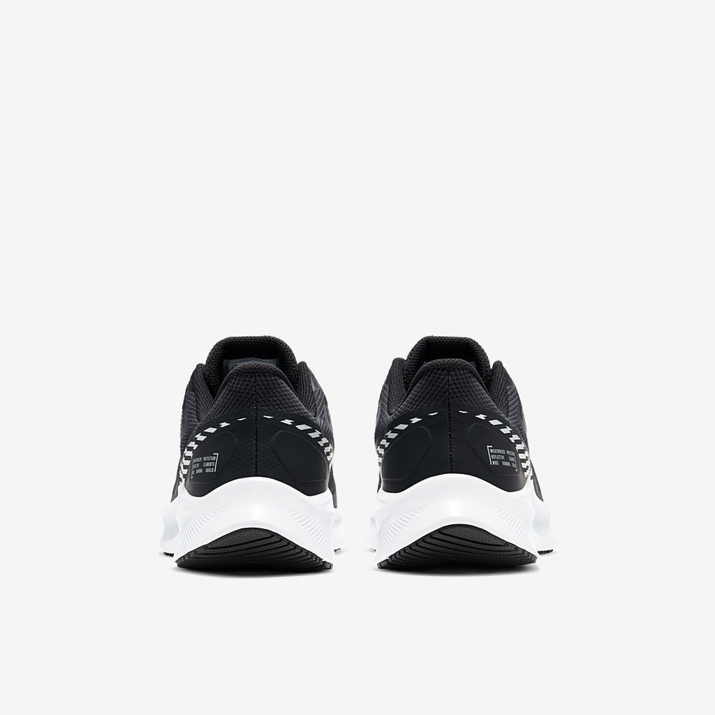 Nike Quest 3 Shield