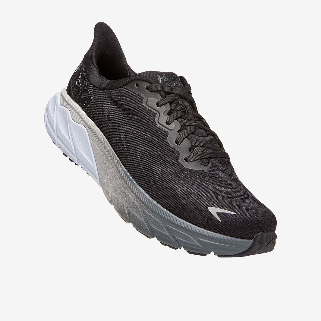 Hoka Arahi 6
