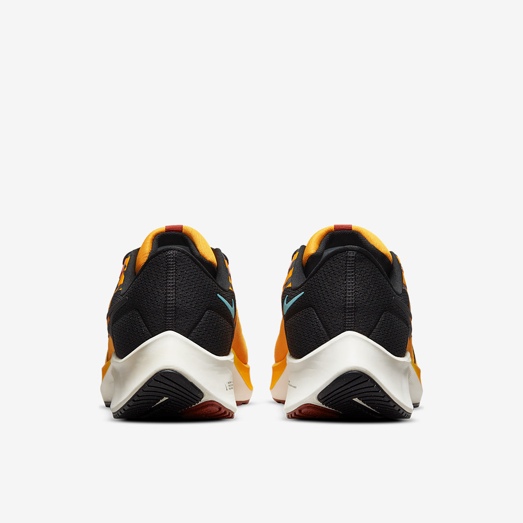 Nike Pegasus 38 - University Gold/Black