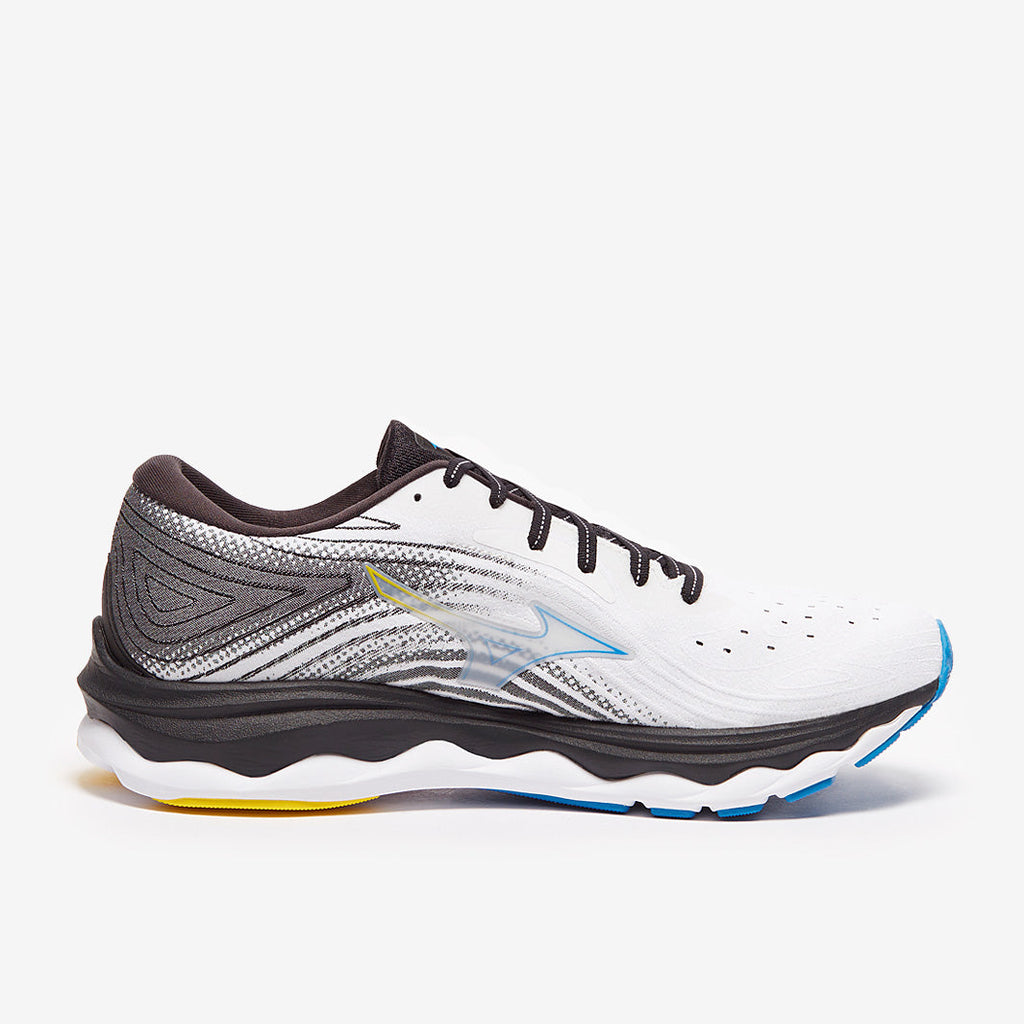 Mizuno Wave Sky 6