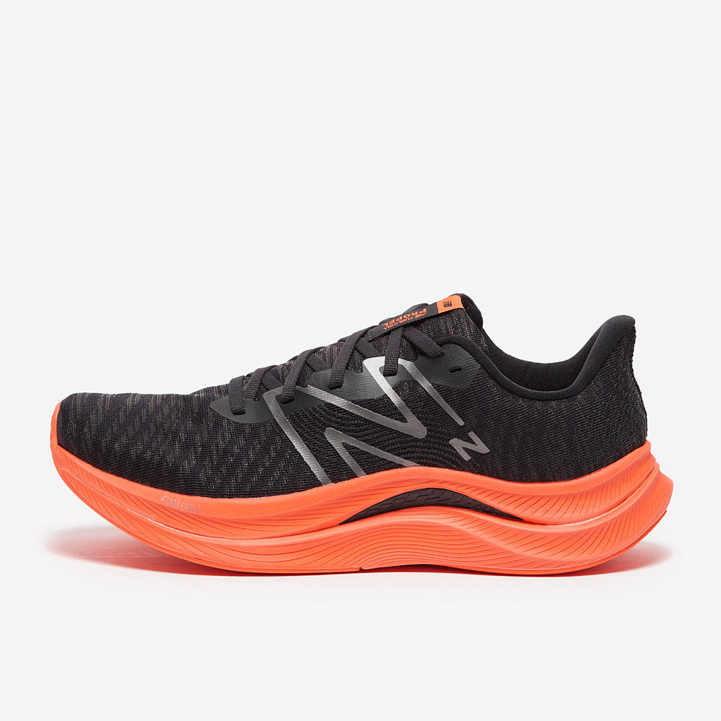 New Balance Fuel Cell Propel  V4