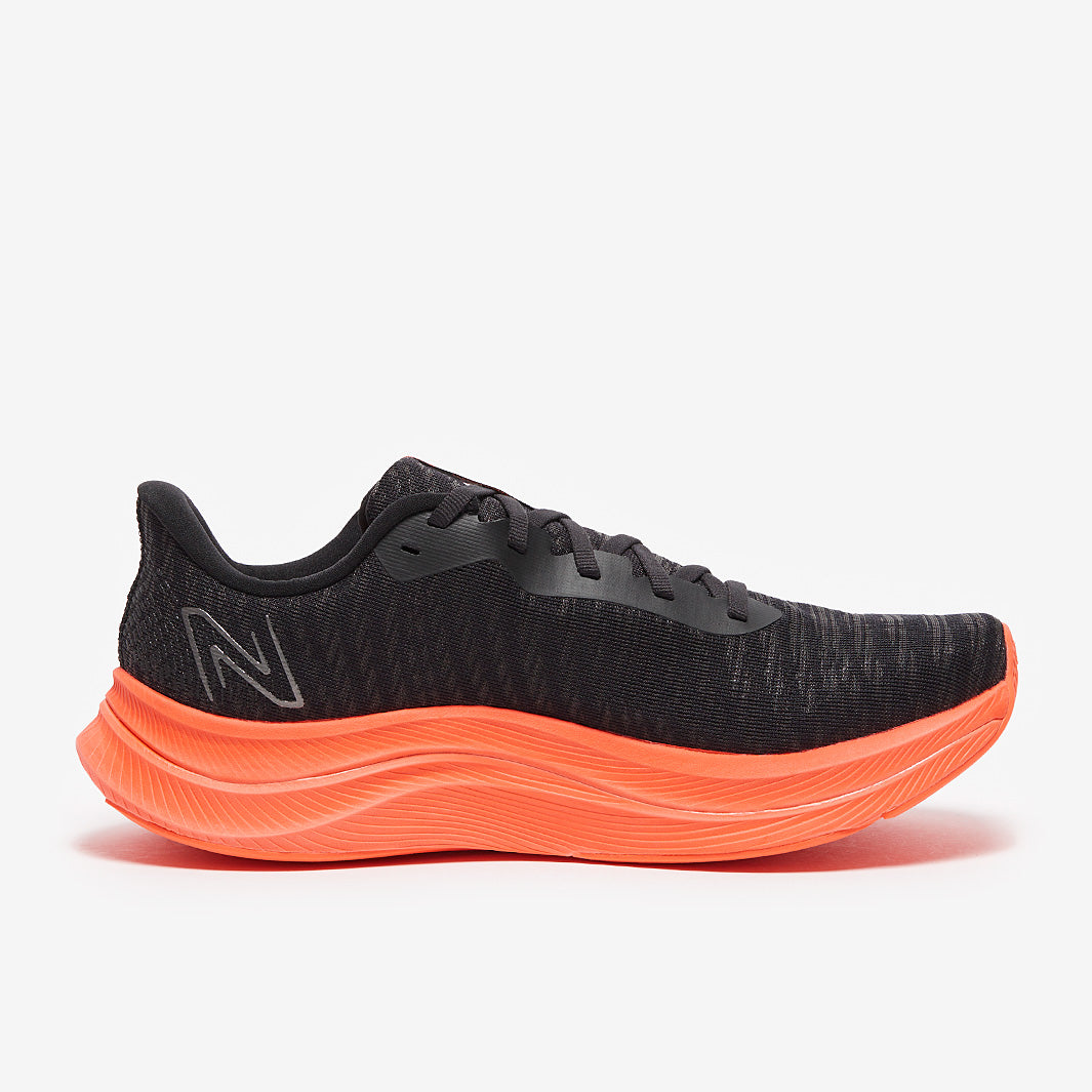 New Balance Fuel Cell Propel  V4