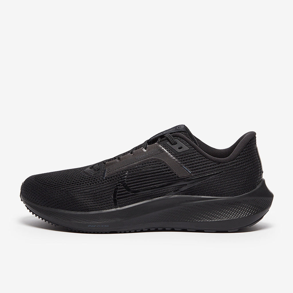 Nike Pegasus 40 - Black/Black