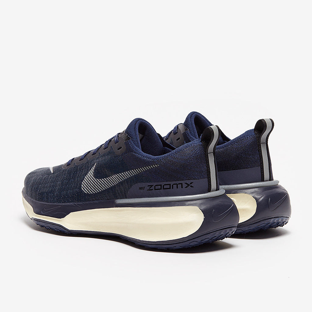 Nike Invincible Run Flyknit 3