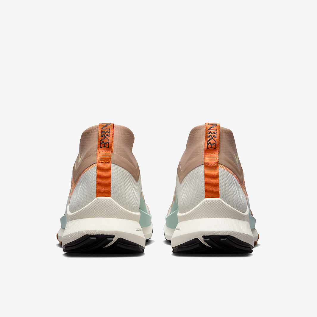Nike Pegasus Trail 4 GORE-TEX - Pale Ivory/Bright Mandarin-Sail