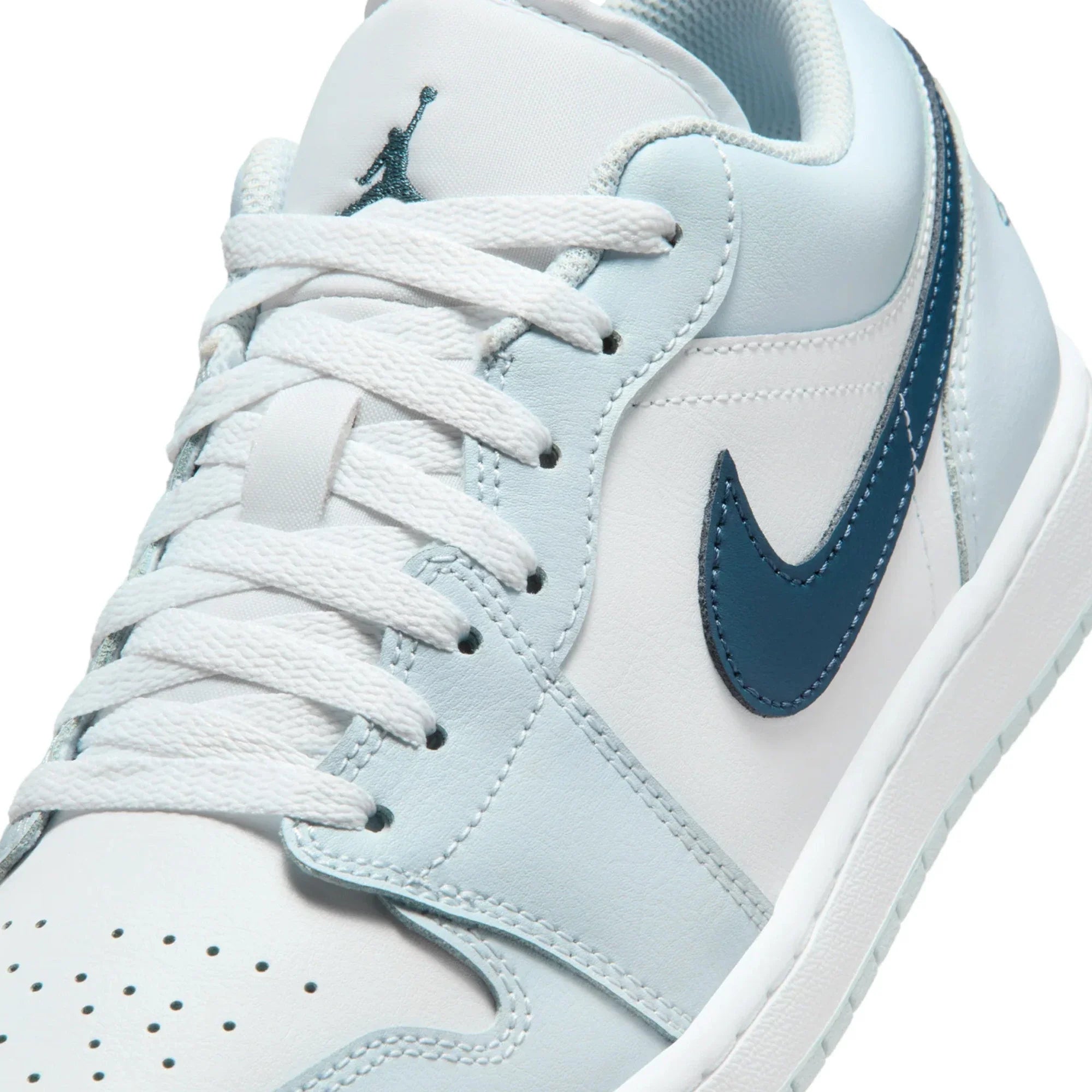 Air Jordan 1 Low 'Aura White' (2026)