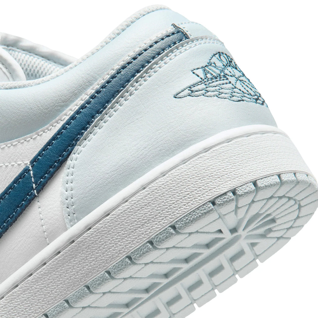 Air Jordan 1 Low 'Aura White' (2026)