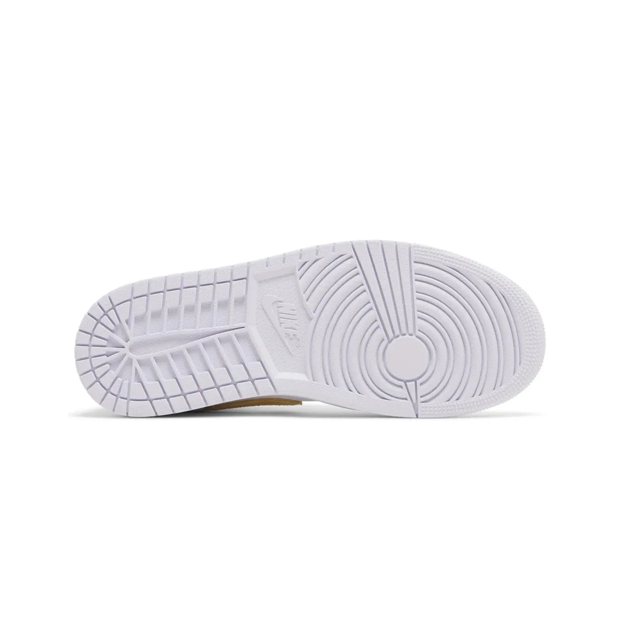 Air Jordan 1 Low 'Barely Grape' Women's (2023)