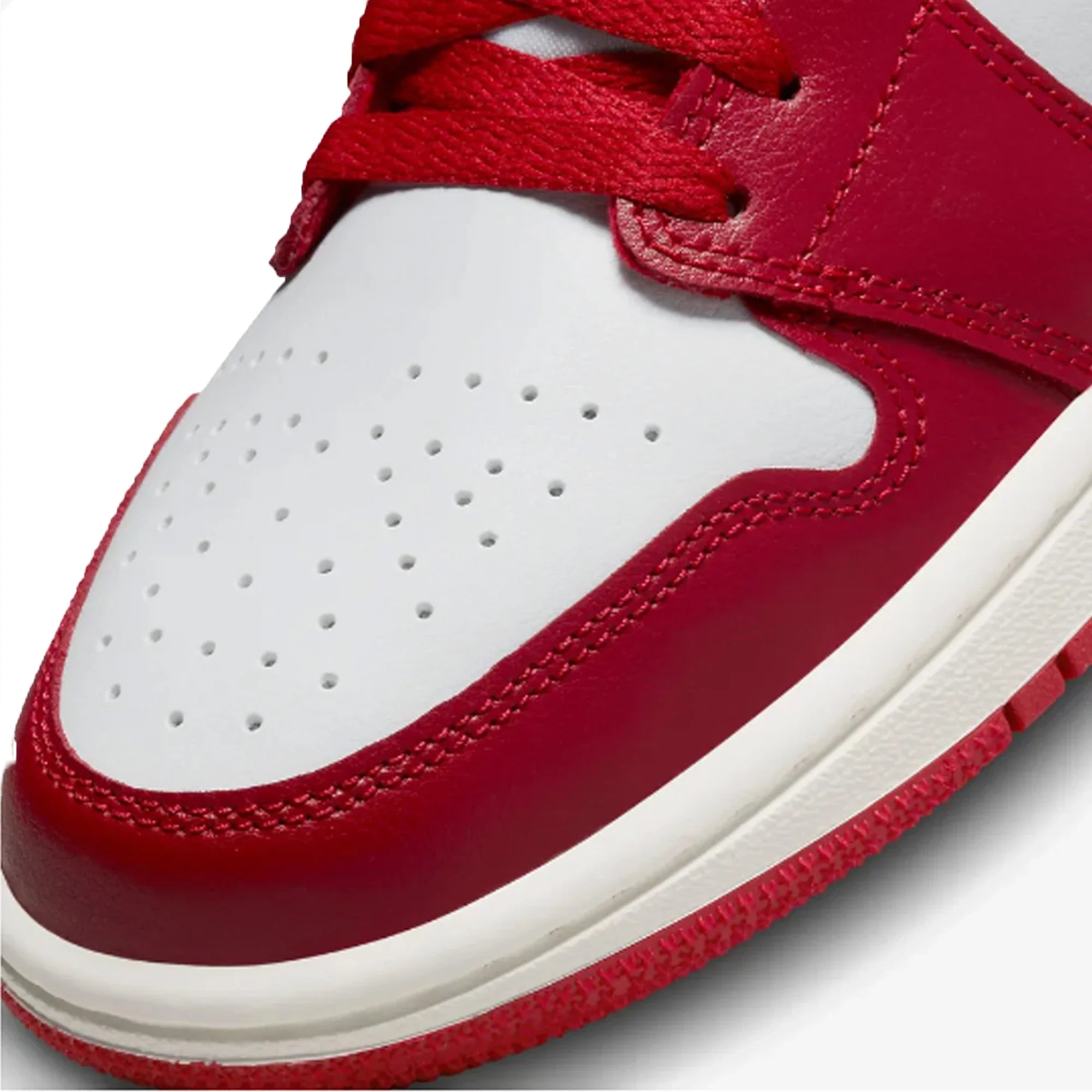 Air Jordan 1 Low 'Reverse Black Toe' W (2022)