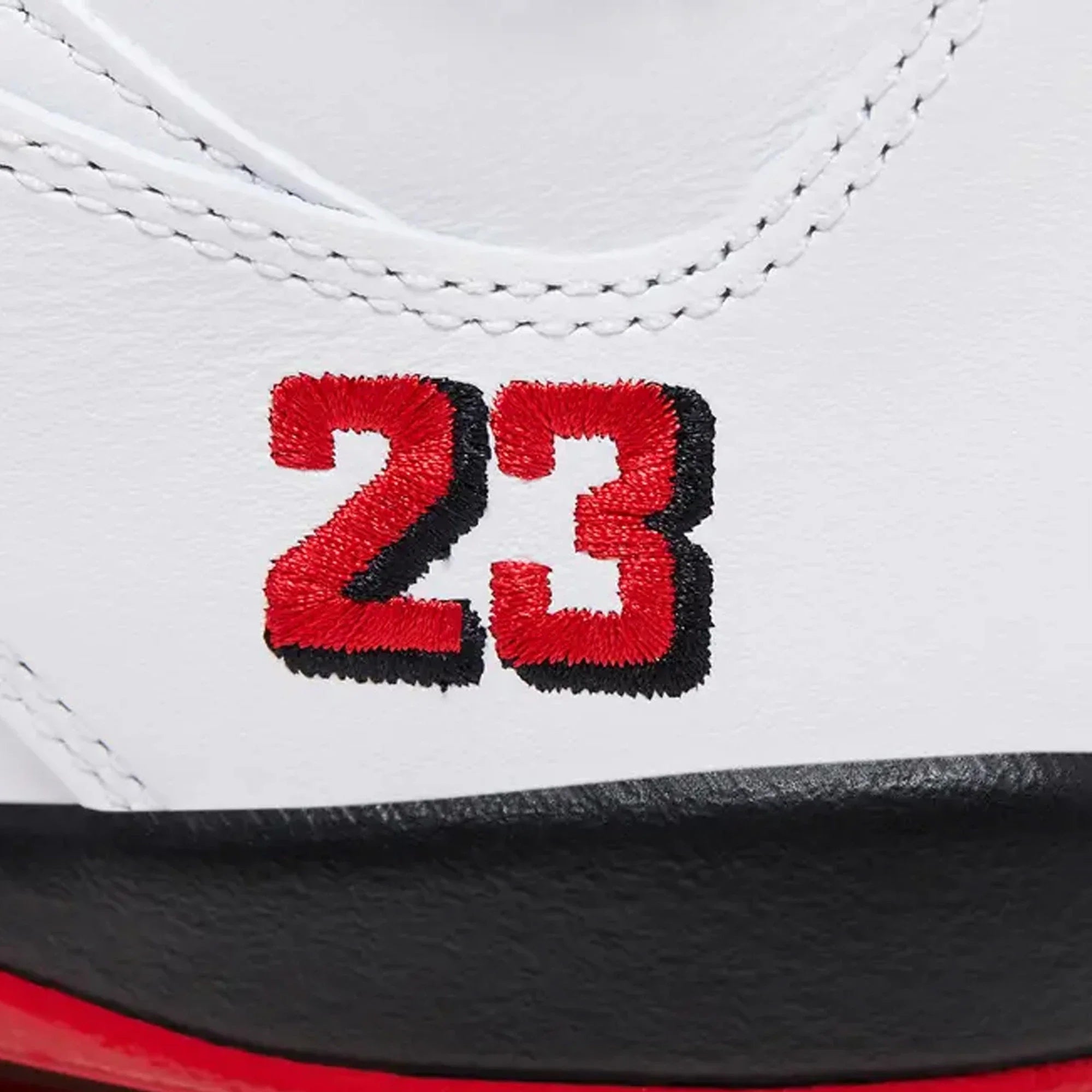 Air Jordan 5 Retro 'Fire Red Black Tongue' (2025)