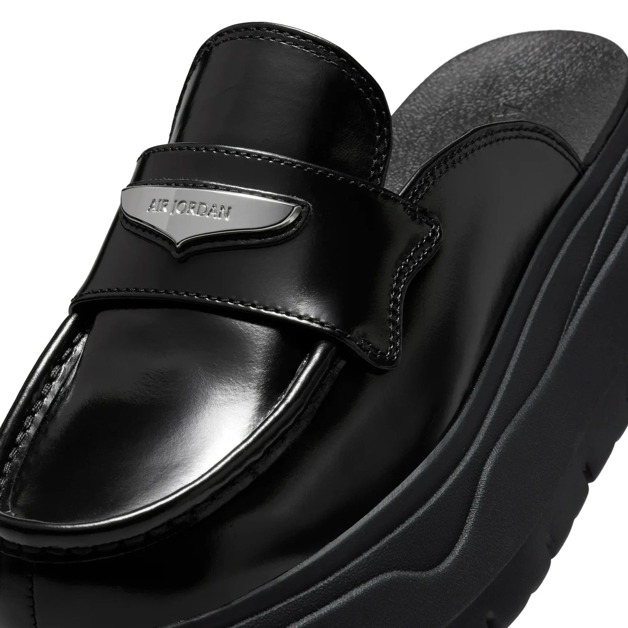 Air Jordan Mule 'Black Metallic Silver' Women's (2025)