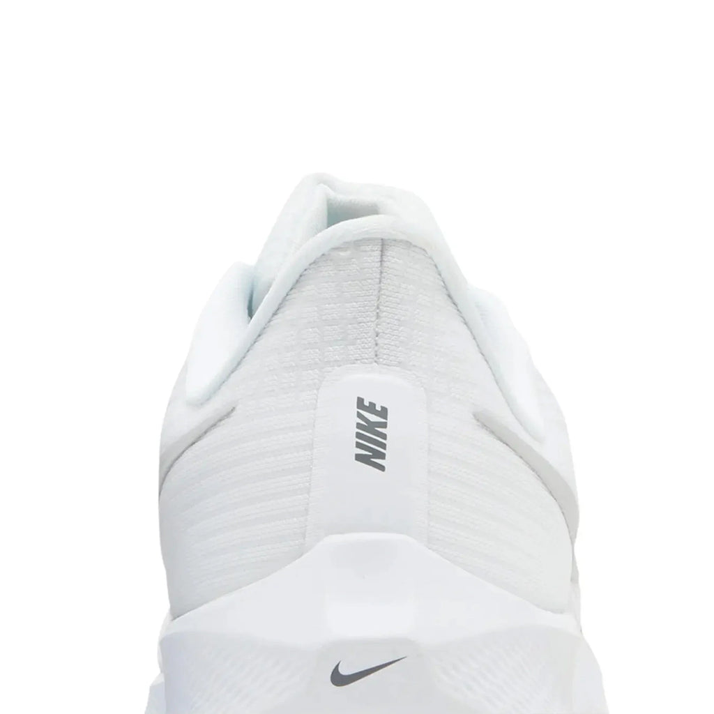 Nike Air Zoom Pegasus 39 'White Grey Fog' (2022)