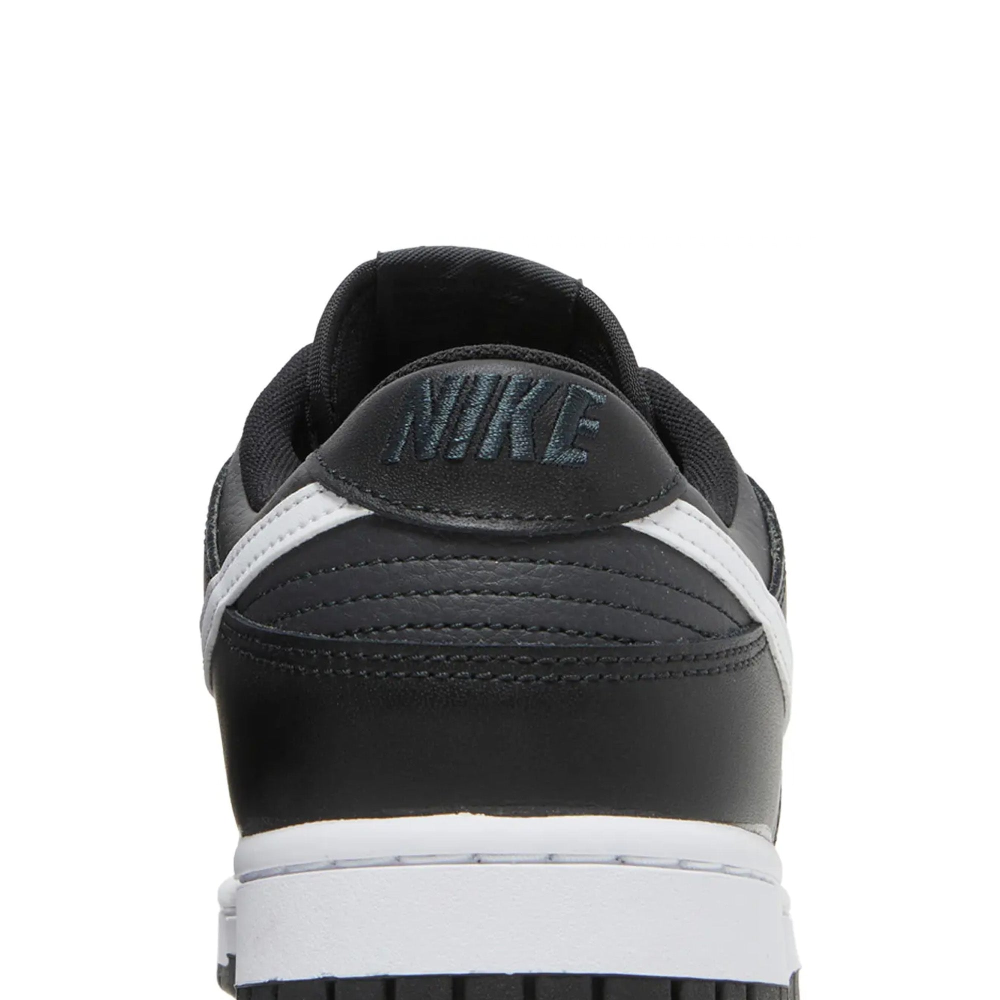 Nike Dunk Low 'Black Panda' (2022)