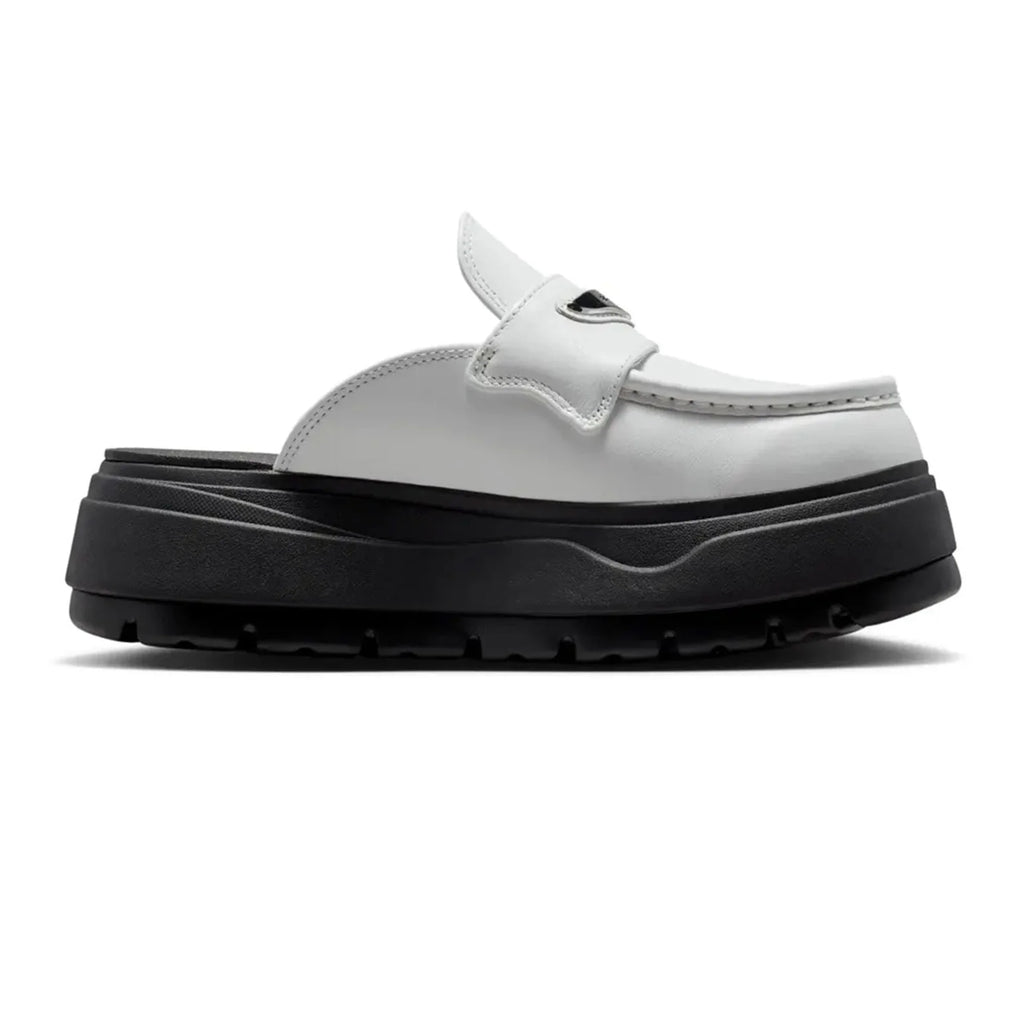 Air Jordan Mule 'Summit White Black' Women's (2026)